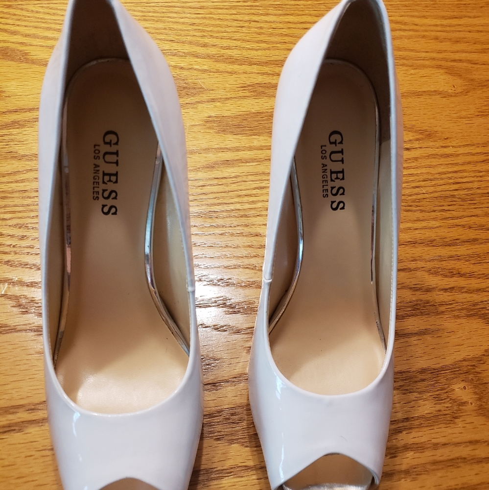 Guess Honora White & Silver Peep Toe Pump